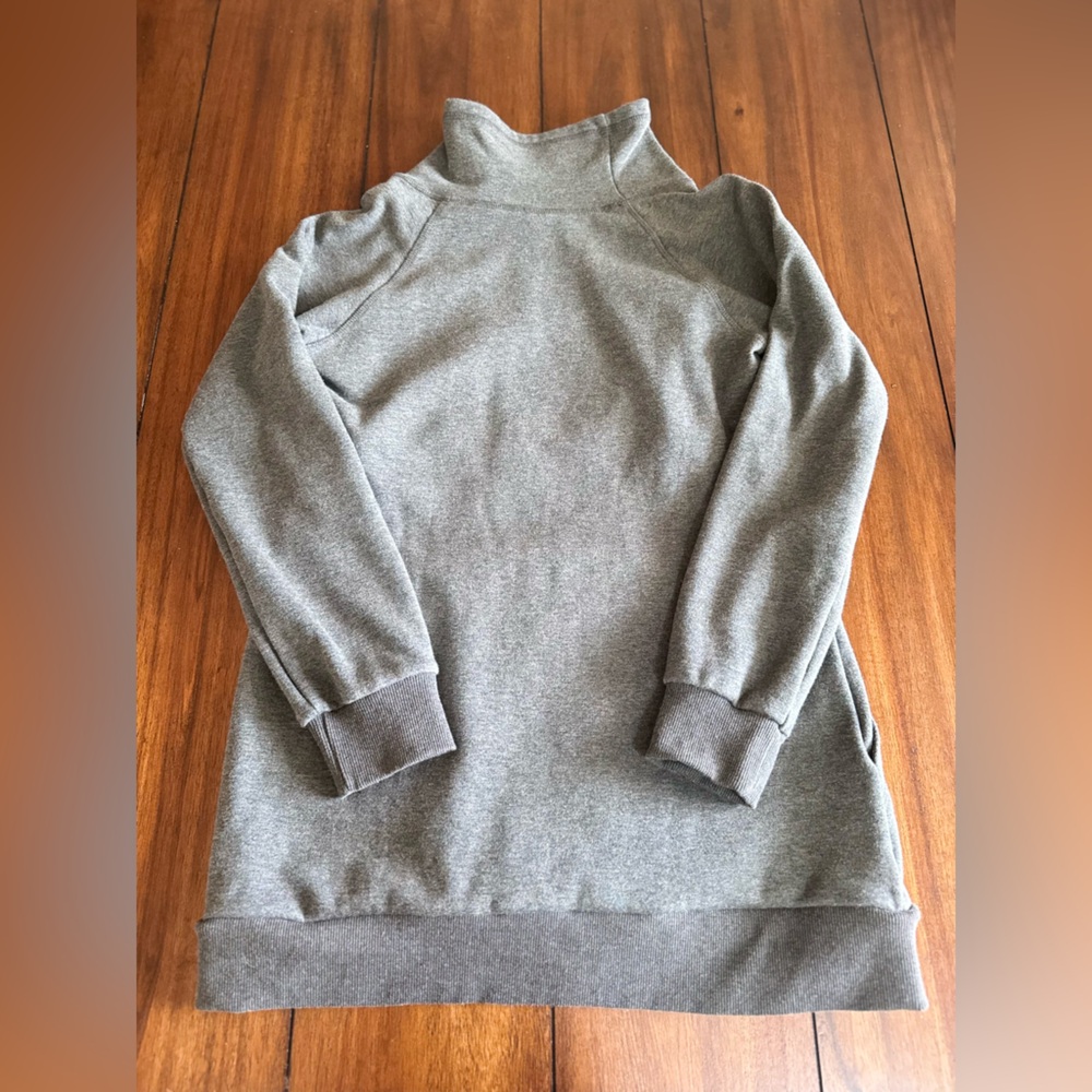 Latched Mama Harbor Snap Nursing Pullover - Medium / Dark Charcoal - Picture 4 of 8